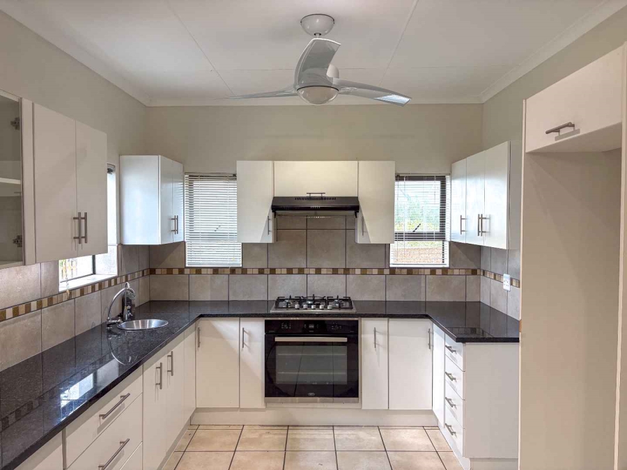 3 Bedroom Property for Sale in Stilbaai Wes Western Cape